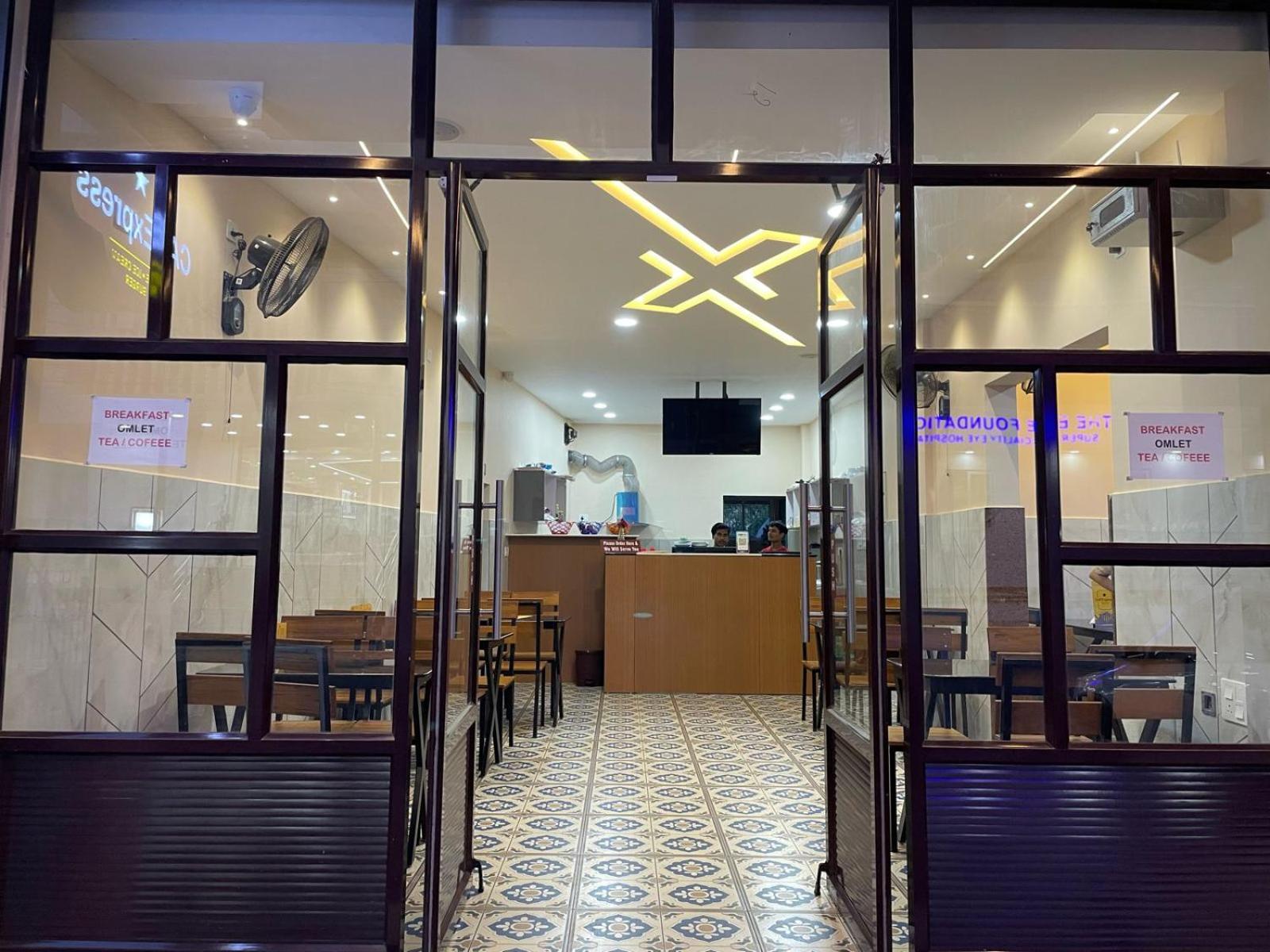 Hotel Deepakam Inn 帕拉克卡德 外观 照片